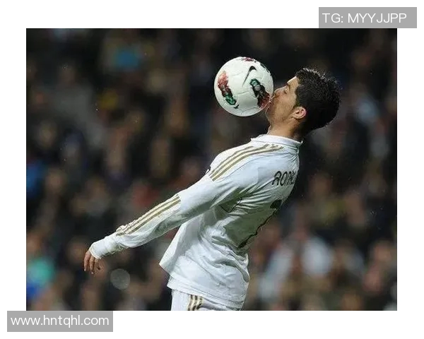 足球场上的艺术之作那些逆天停球球星的精彩瞬间