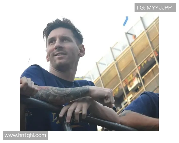 足坛巨星与经典歌曲交汇:从梅西的胜利之歌到C罗的永不言败,足球与音乐的完美融合 足坛巨星与经典歌曲交汇:从梅西的胜利之歌到C罗的永不言败,足球与音乐的完美融合